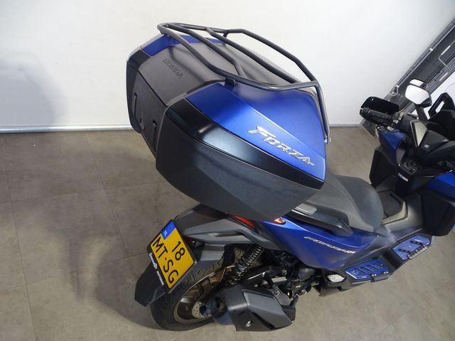 honda - nss-350-forza