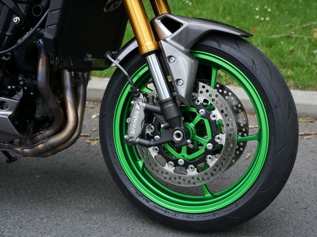 kawasaki - z900-se