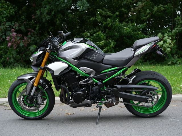 kawasaki - z900-se