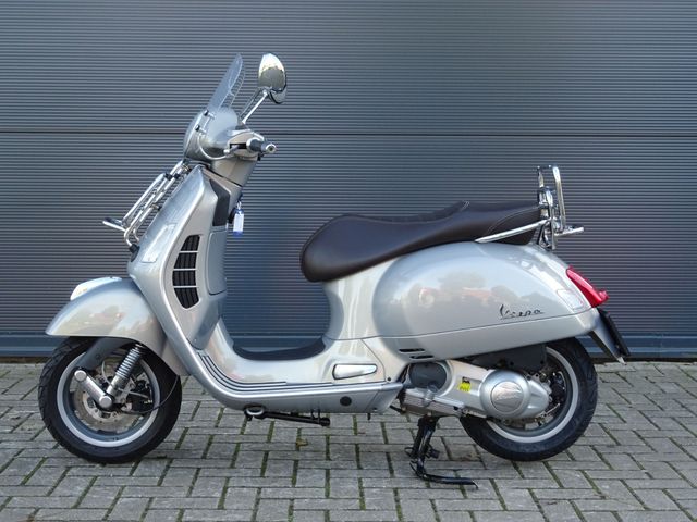 vespa - gts-300-touring