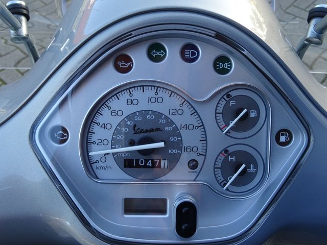 vespa - gts-300-touring