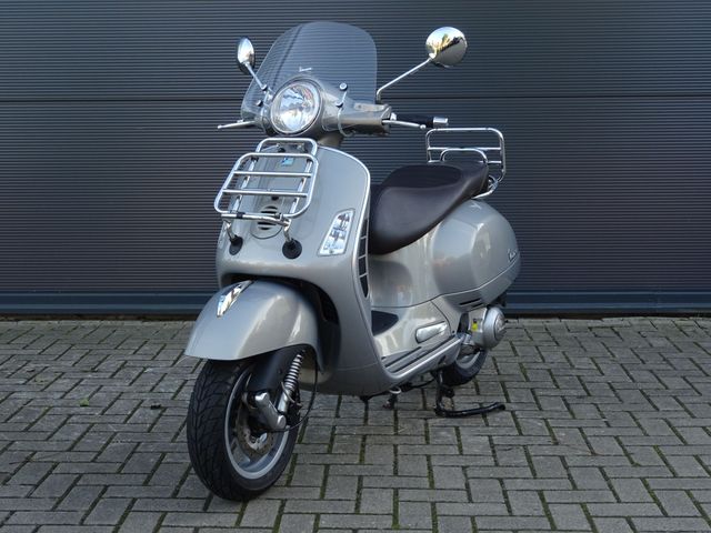 vespa - gts-300-touring