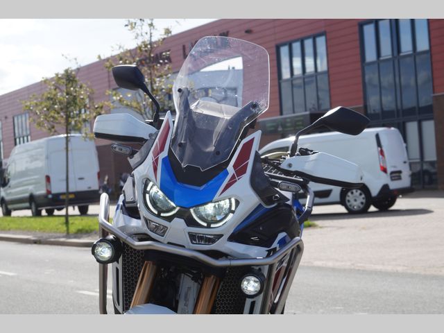 honda - crf-1100-l-africa-twin-adventure-sports