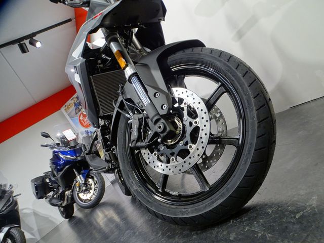 suzuki - v-strom-800