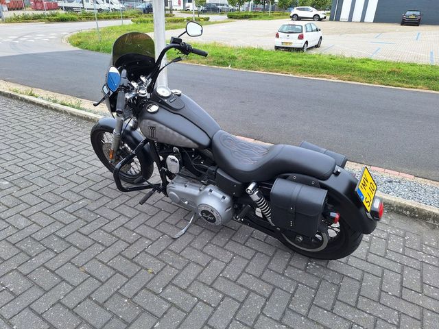 harley-davidson - super-glide-dyna-fxd