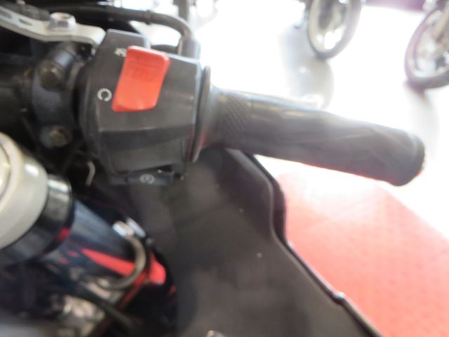 honda - cbr-900-rr-fireblade