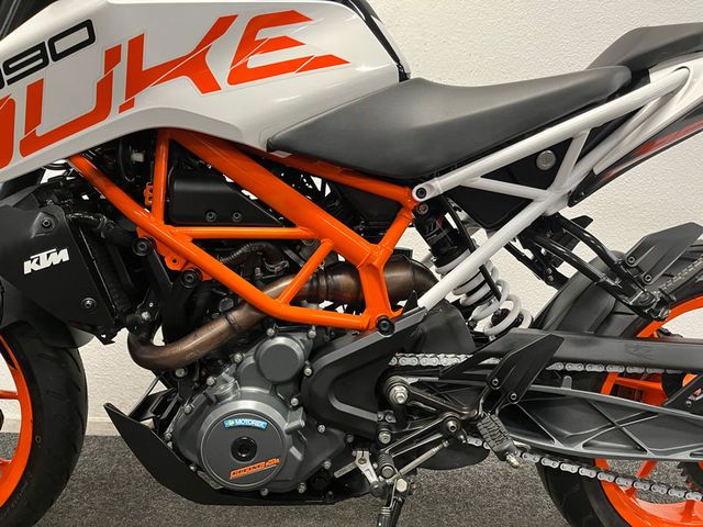 ktm - 390-duke