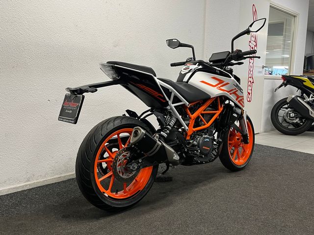 ktm - 390-duke