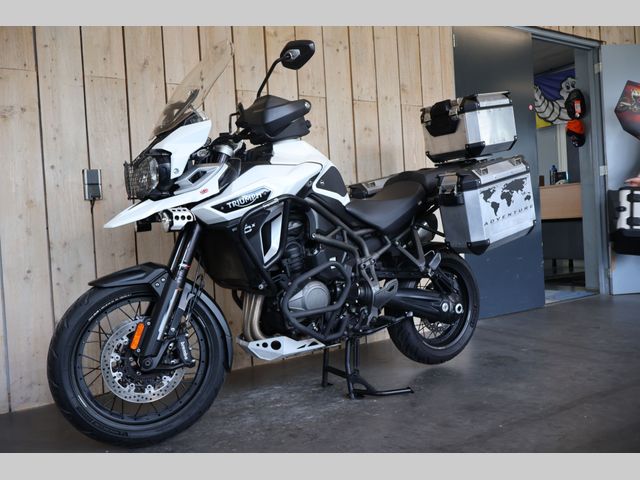 triumph - tiger-explorer-xcx