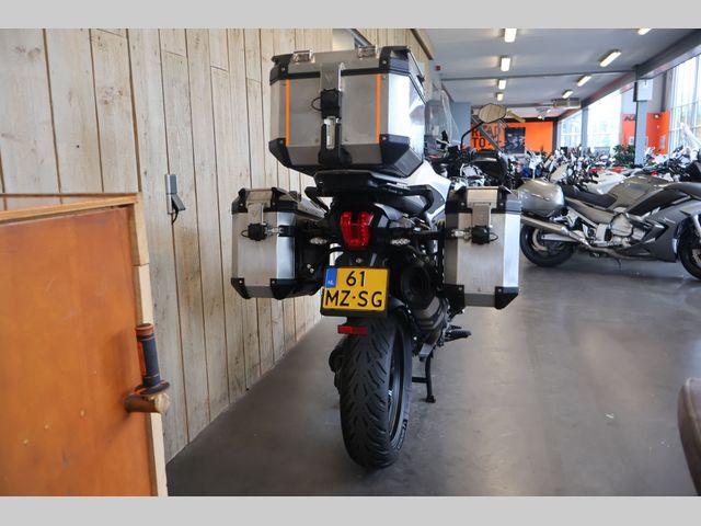 triumph - tiger-explorer-xcx