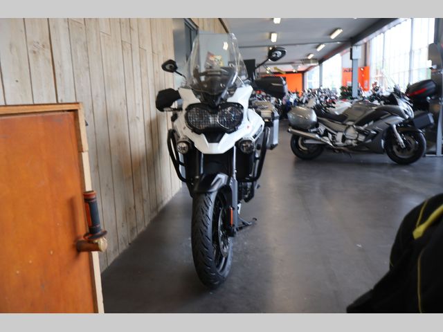 triumph - tiger-explorer-xcx