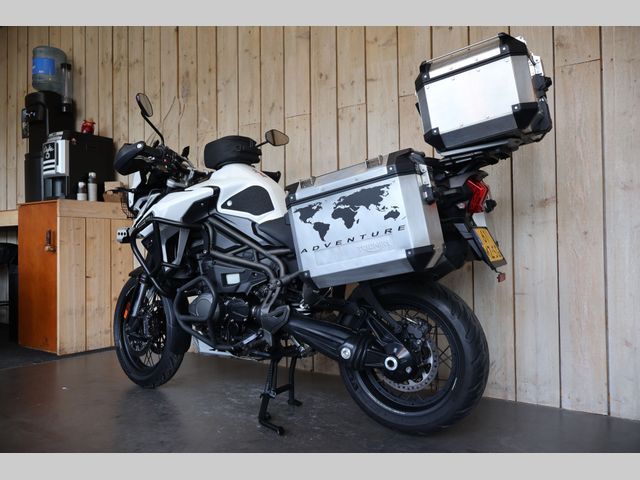 triumph - tiger-explorer-xcx