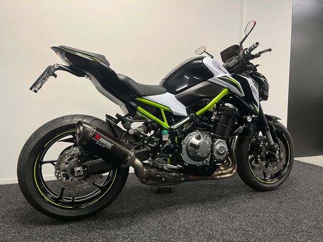 kawasaki - z900