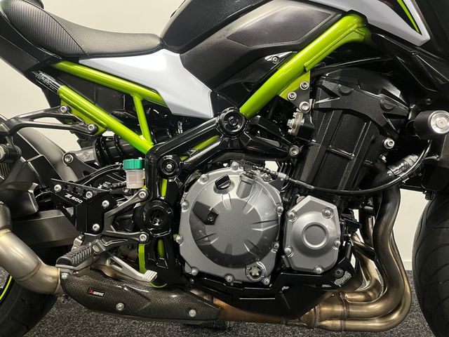 kawasaki - z900