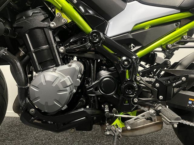 kawasaki - z900