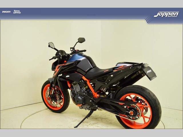 ktm - 890-duke-r