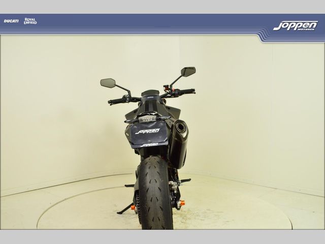 ktm - 890-duke-r