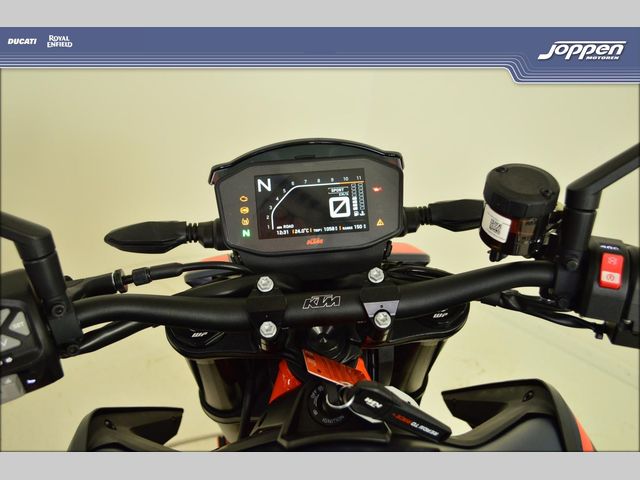 ktm - 890-duke-r