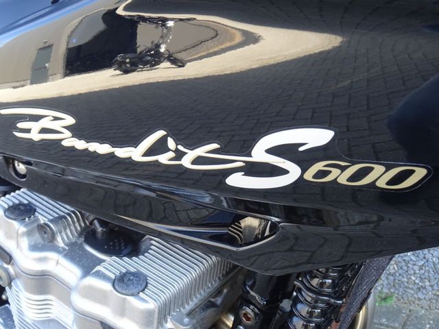 suzuki - gsf-600-n-bandit