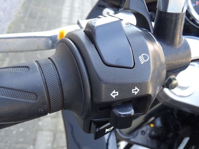 suzuki - gsf-600-n-bandit