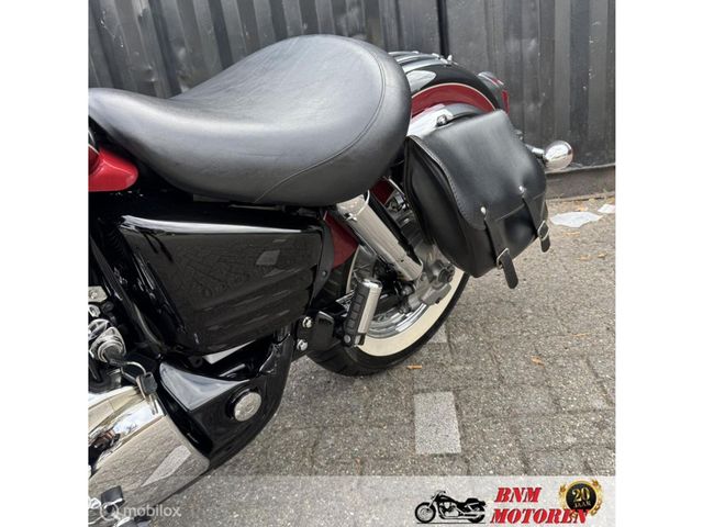 honda - vt-1100-c3-shadow