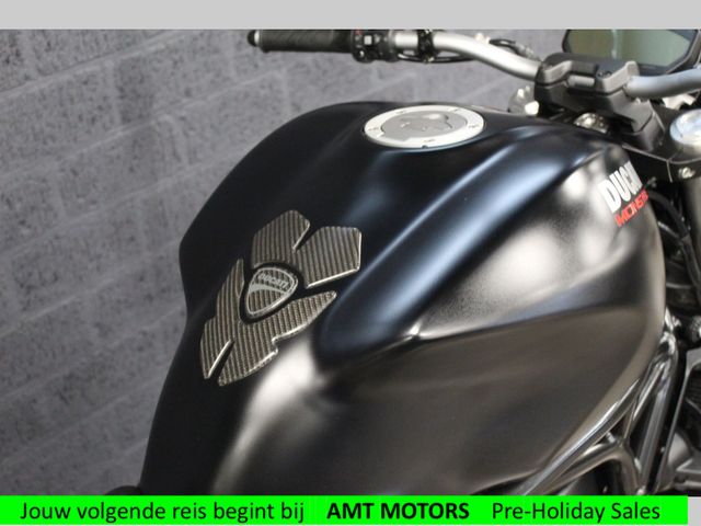 ducati - monster-821-dark