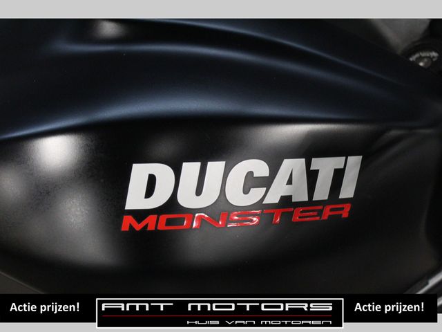 ducati - monster-821-dark