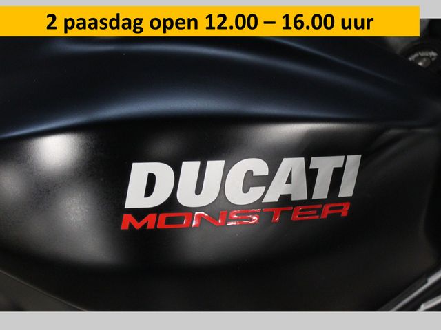 ducati - monster-821-dark