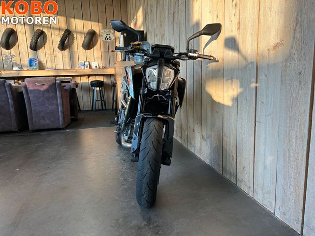 ktm - 790-duke