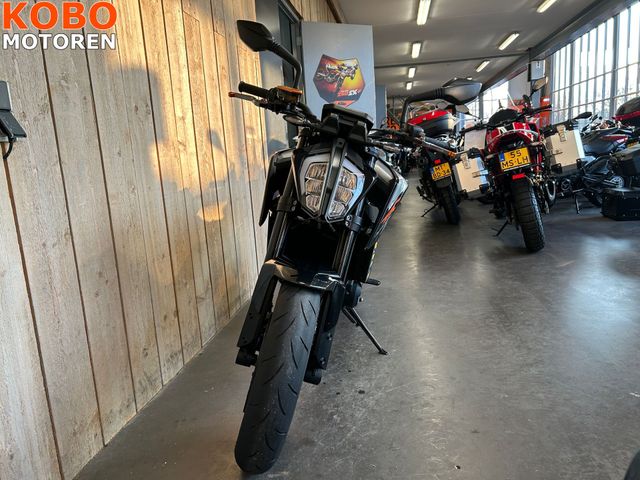 ktm - 790-duke