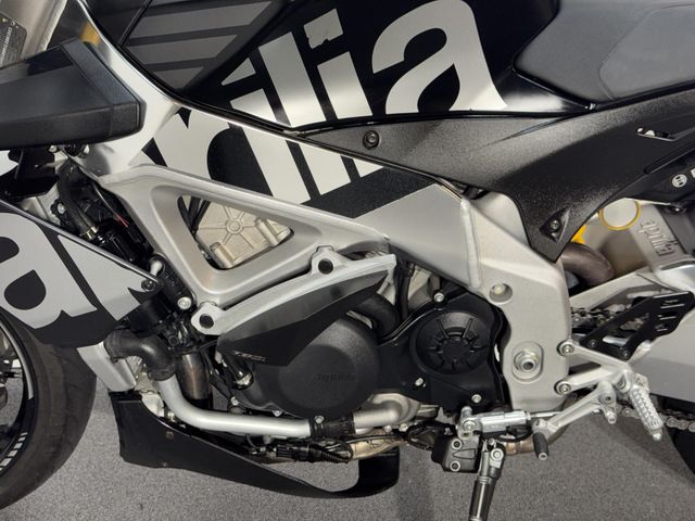 aprilia - tuono-v4-1100-rr