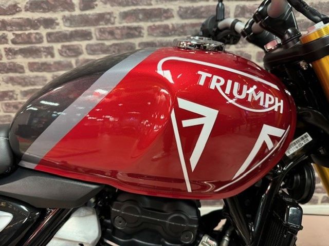 triumph - speed-400