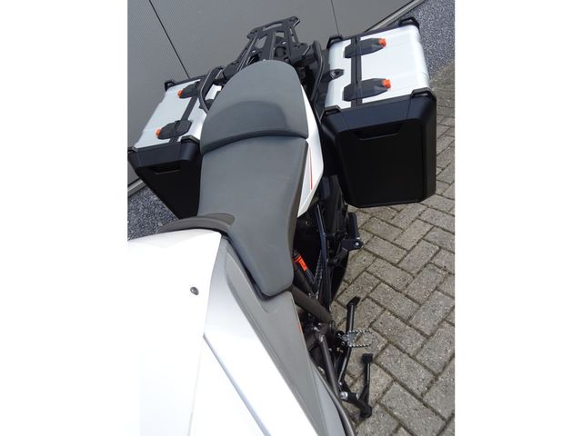 ktm - 1290-super-adventure