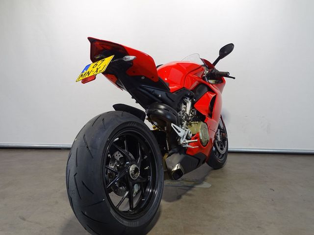 ducati - panigale-v4