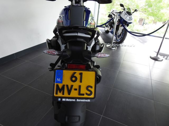 bmw - r-1300-gs