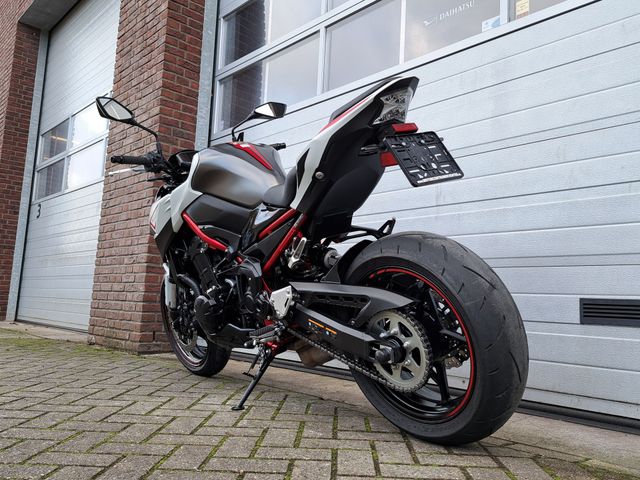 kawasaki - z900-70kw