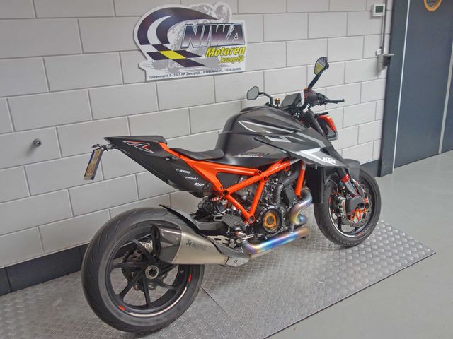 ktm - 1290-super-duke-rr
