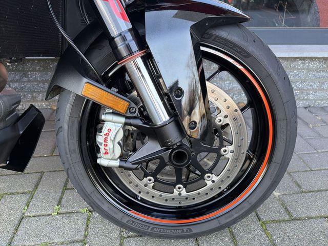 ktm - 1290-super-duke-gt