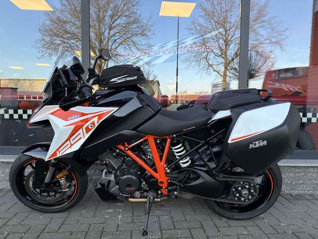 ktm - 1290-super-duke-gt