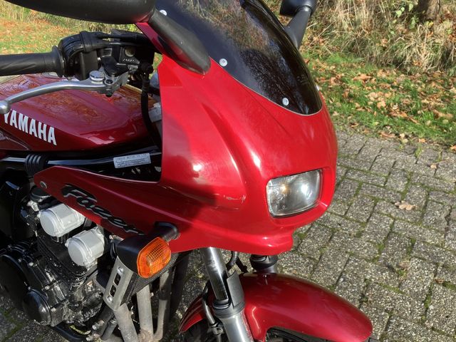 yamaha - fzs-600-fazer