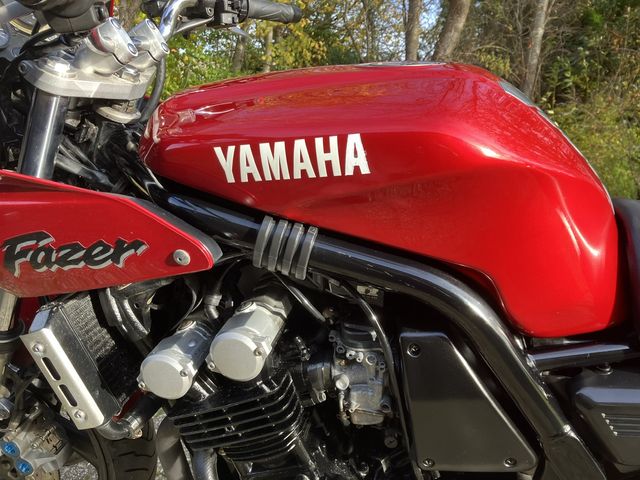 yamaha - fzs-600-fazer