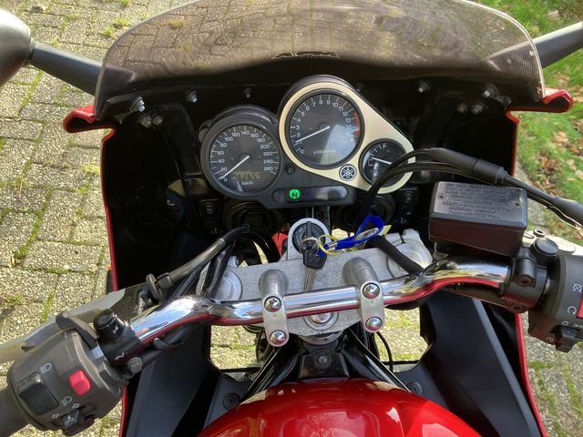 yamaha - fzs-600-fazer