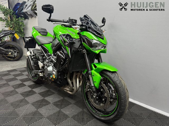 kawasaki - z900