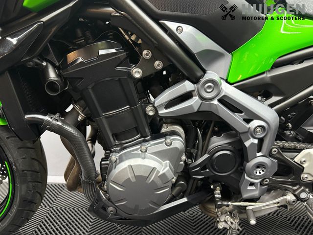 kawasaki - z900