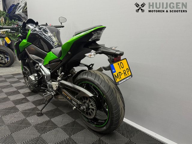 kawasaki - z900