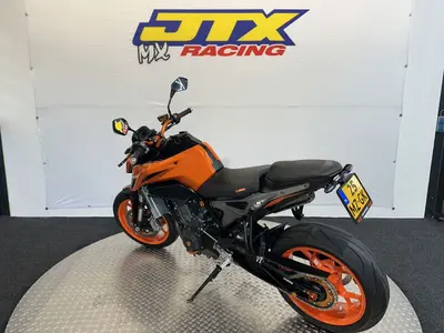 KTM 790 DUKE L – foto 4