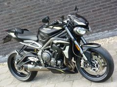 TRIUMPH STREET TRIPLE RS