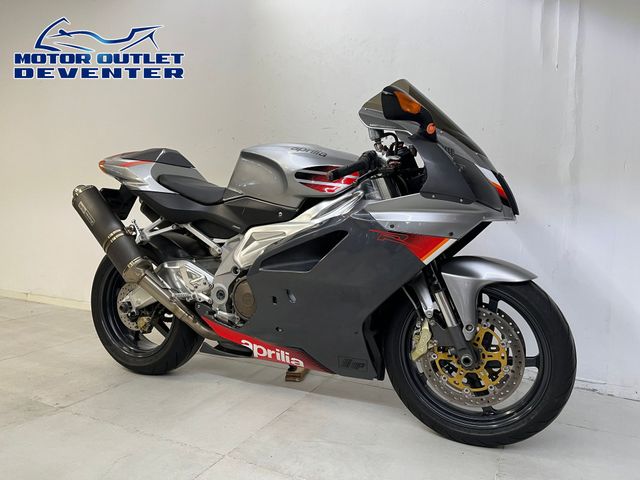 aprilia - rsv-1000-r