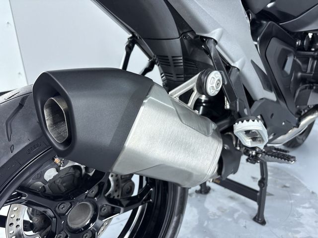 bmw - r-1300-gs