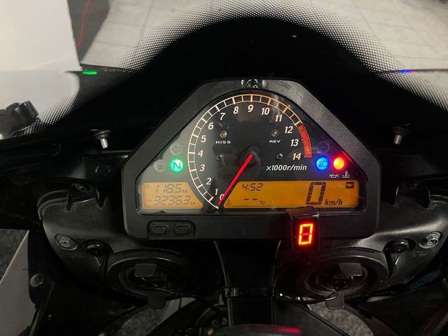 honda - cbr-1000-rr-fireblade